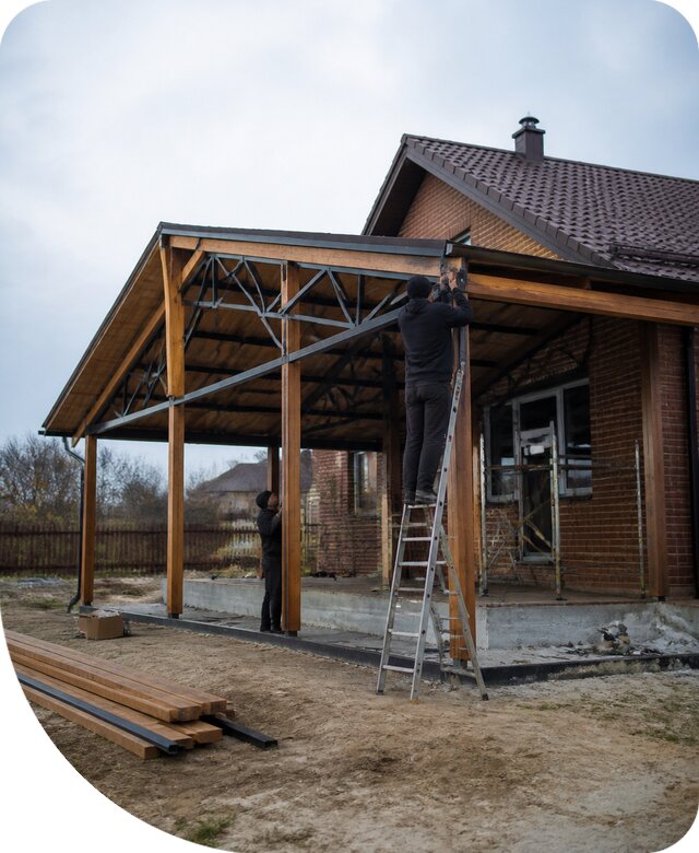 Пристройка навеса к дому и участку в Артёме под ключ
